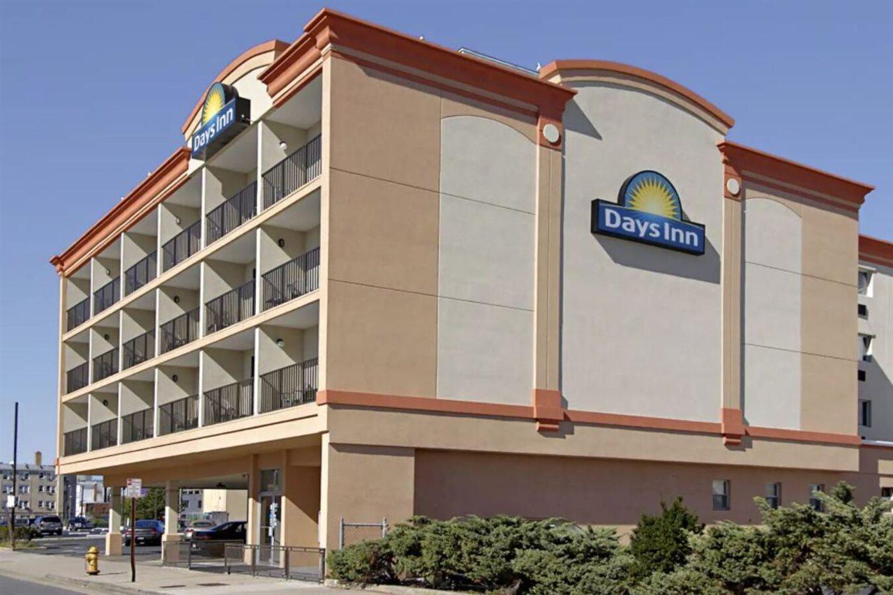 Days Inn By Wyndham Atlantic City Beachblock Exterior photo